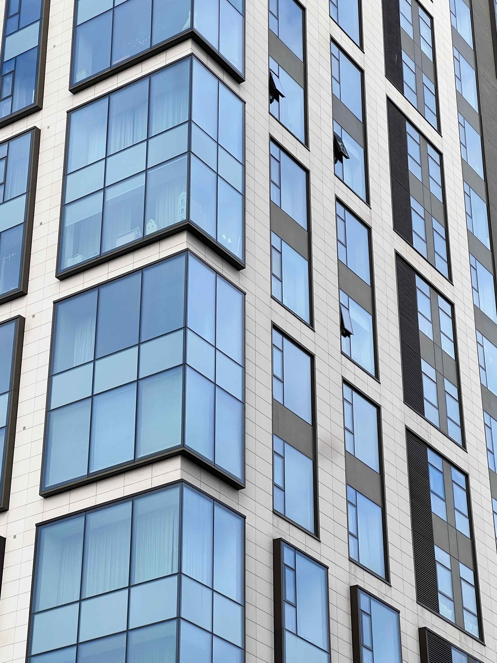 Glass & Aluminium Doors